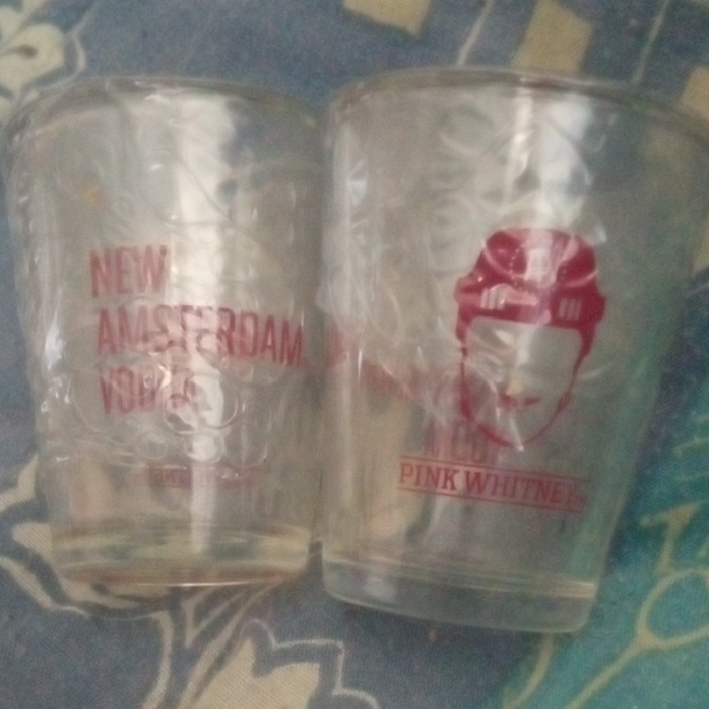Shot Glass Set - Clear with Red Design
